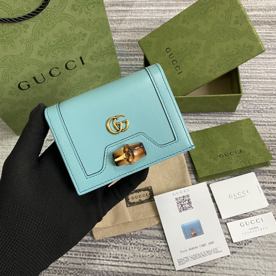 Gucci Diana Card Case Wallet 658244 Light Blue